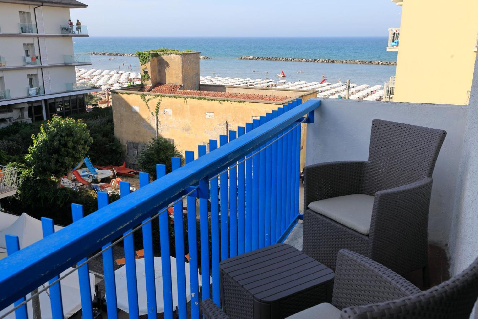 Hotel Lauretta Bellaria-Igea Marina Exterior photo