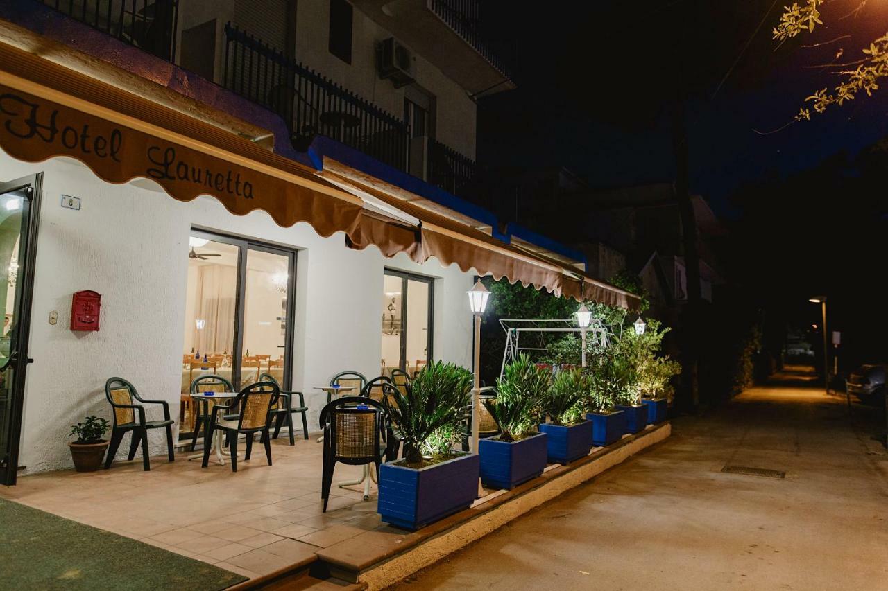 Hotel Lauretta Bellaria-Igea Marina Exterior photo